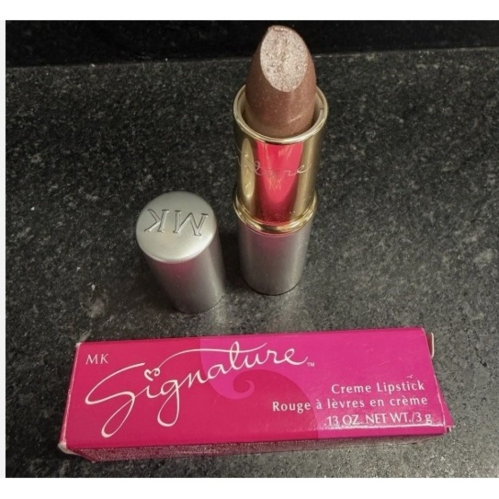 New Mary Kay Signature Crème Lipstick - Silver Sand- Full Size
